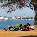 With Parking Space - 16495 Апартаменты Пореч