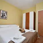 Apartment With Parking Space - 16495 Porec